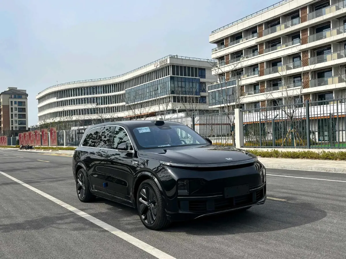 2024 Li L9 Range Extended 154HP REEV 52.3KWH,autocango,china used car exporter,china ev exporter,chinese used car exporter,chinese used ev exporter
