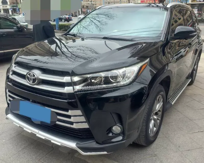 2021 Toyota Highlander 2.0T 220HP L4 6AT,autocango,china used car exporter,china ev exporter,chinese used car exporter,chinese used ev exporter