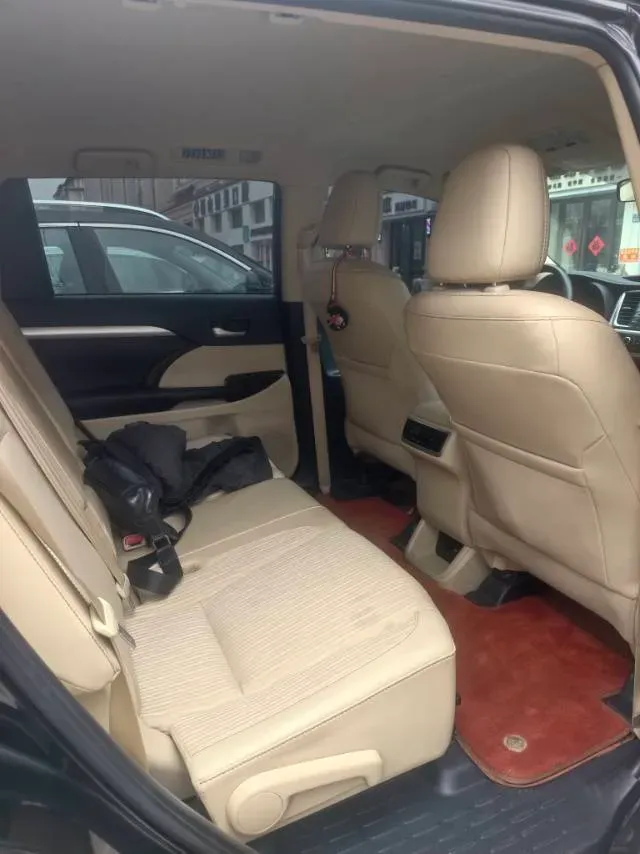 2021 Toyota Highlander 2.0T 220HP L4 6AT,autocango,china used car exporter,china ev exporter,chinese used car exporter,chinese used ev exporter