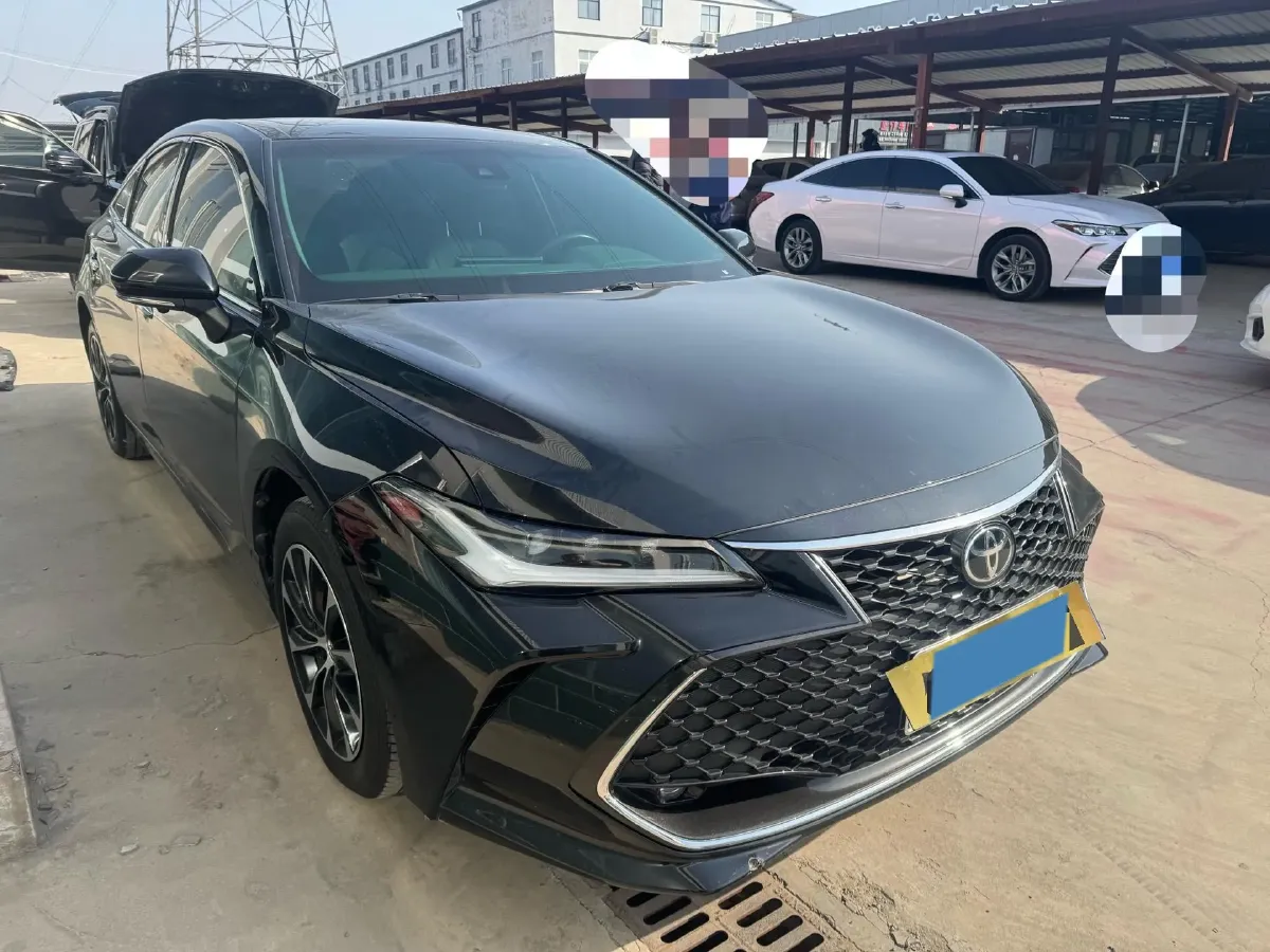 2022 Toyota Avalon 2.5L 209HP L4 8AT,autocango,china used car exporter,china ev exporter,chinese used car exporter,chinese used ev exporter