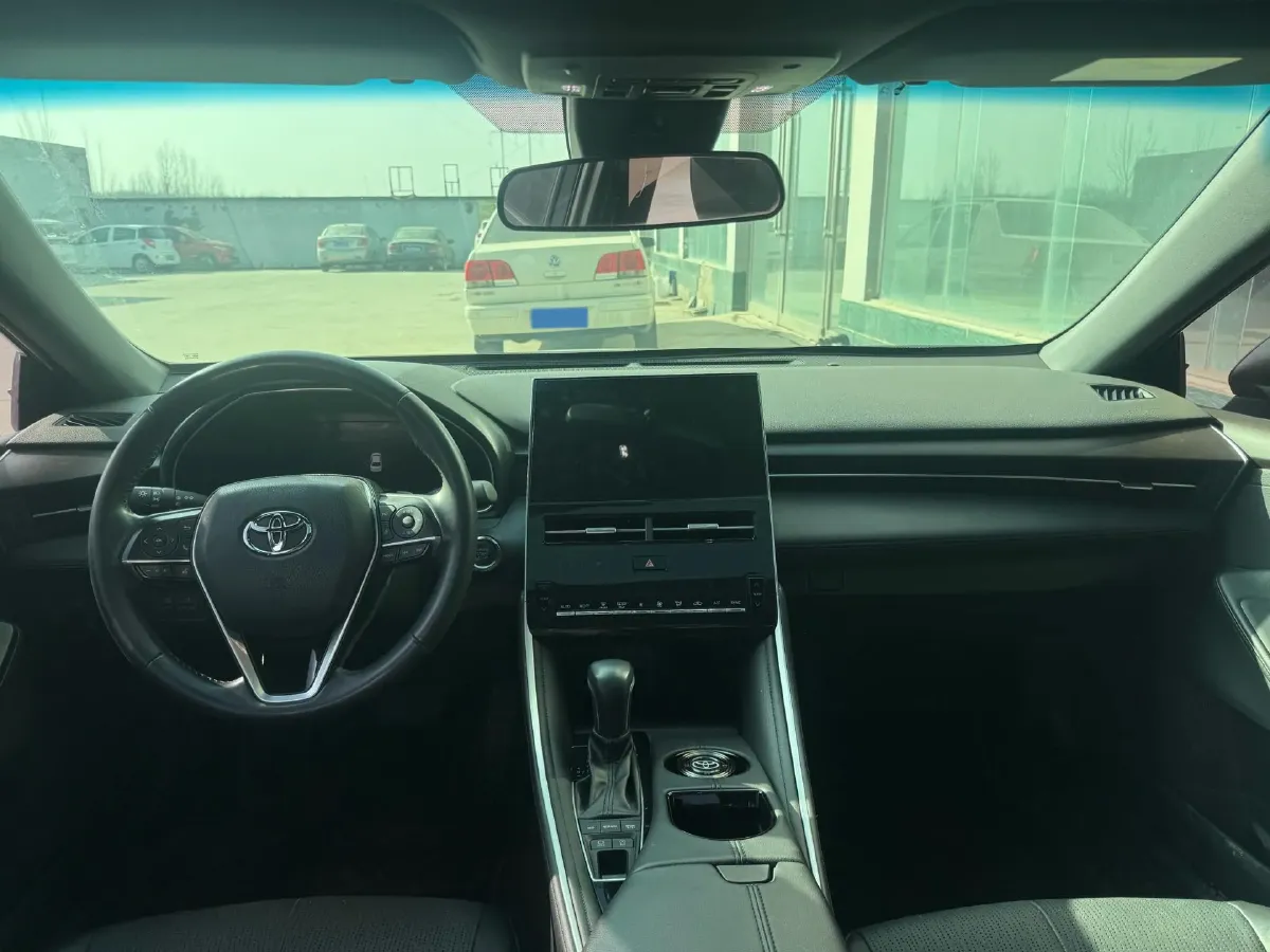 2022 Toyota Avalon 2.5L 209HP L4 8AT,autocango,china used car exporter,china ev exporter,chinese used car exporter,chinese used ev exporter