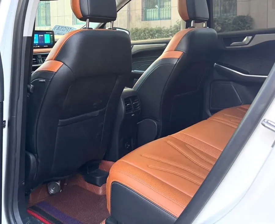 2020 Ford Escape 2.0T 248HP L4 8AT,autocango,china used car exporter,china ev exporter,chinese used car exporter,chinese used ev exporter