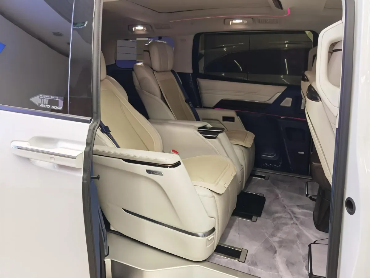 2023 Buick Century 2.0T 237HP L4 9AT,autocango,china used car exporter,china ev exporter,chinese used car exporter,chinese used ev exporter