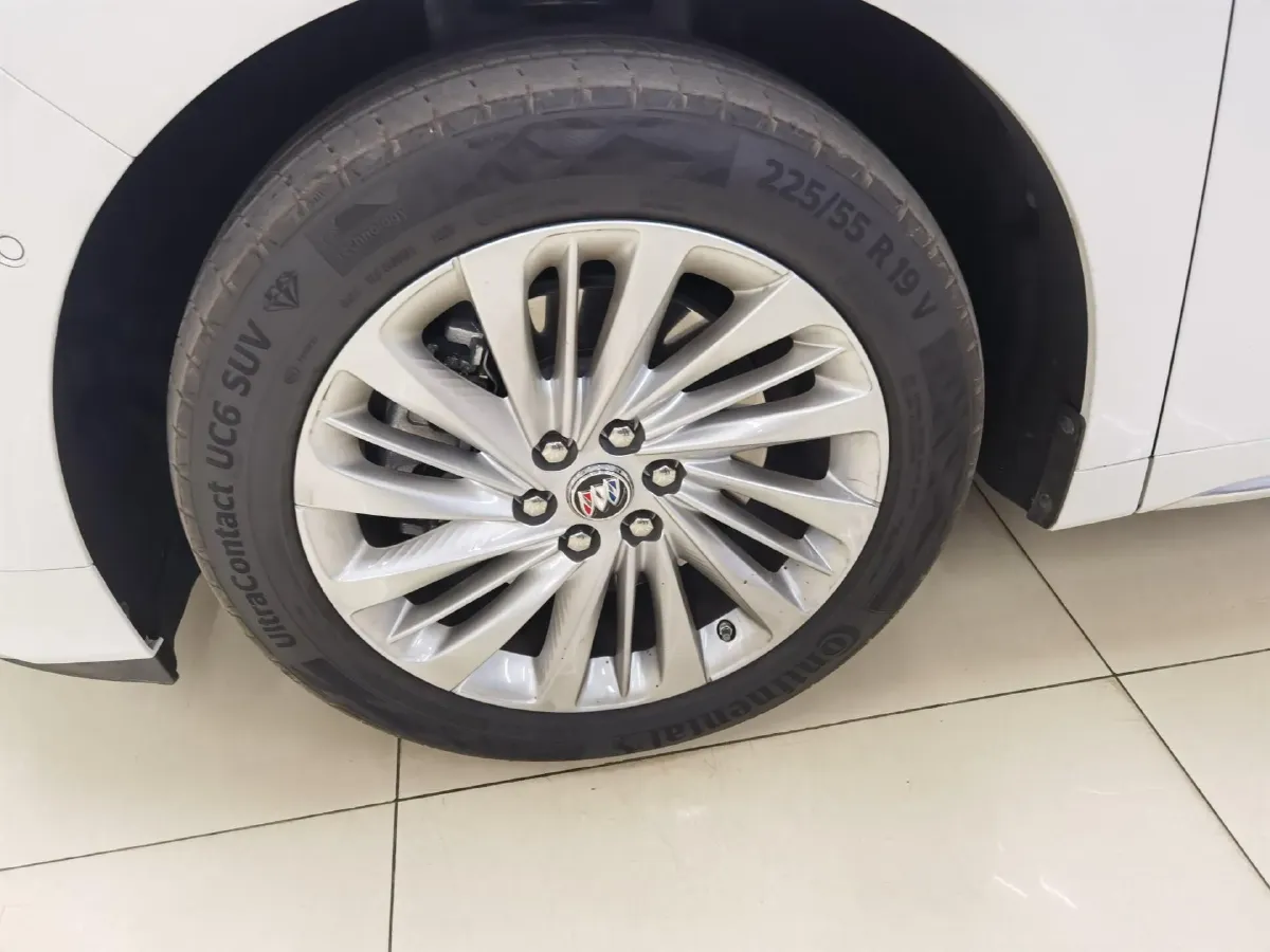 2023 Buick Century 2.0T 237HP L4 9AT,autocango,china used car exporter,china ev exporter,chinese used car exporter,chinese used ev exporter