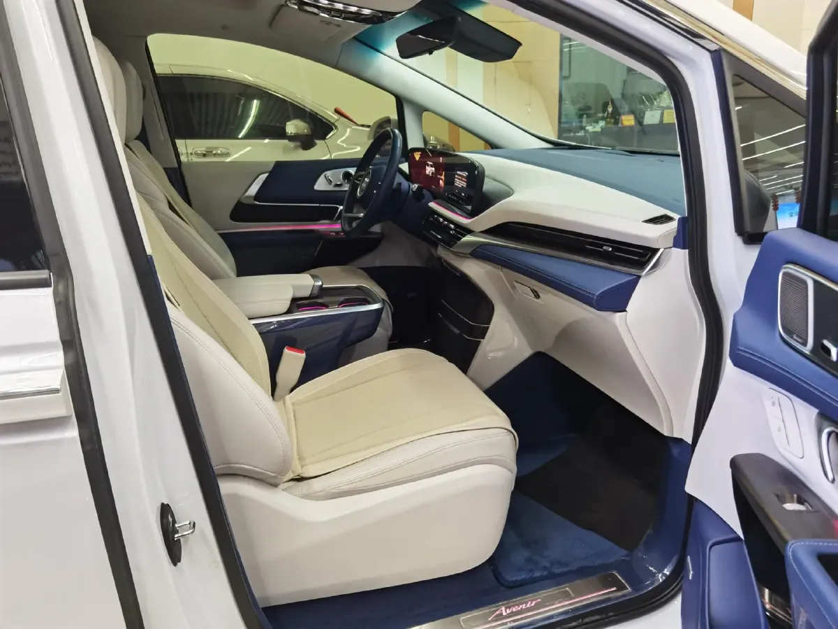 2023 Buick Century 2.0T 237HP L4 9AT,autocango,china used car exporter,china ev exporter,chinese used car exporter,chinese used ev exporter