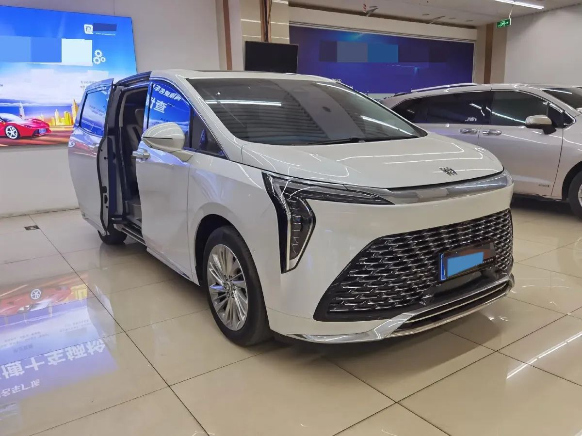 2023 Buick Century 2.0T 237HP L4 9AT,autocango,china used car exporter,china ev exporter,chinese used car exporter,chinese used ev exporter