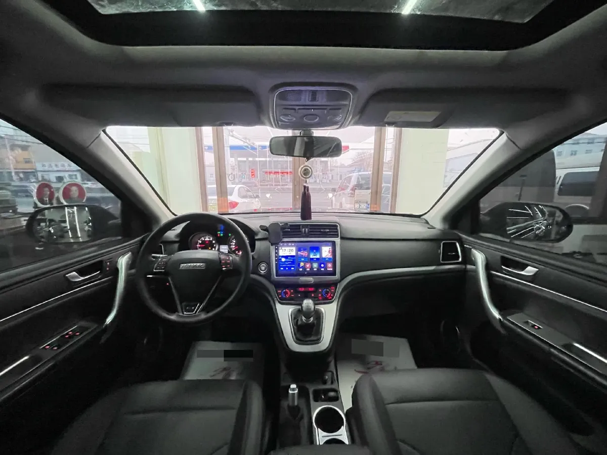 2019 Haval M6 1.5T 150HP L4 6MT,autocango,china used car exporter,china ev exporter,chinese used car exporter,chinese used ev exporter