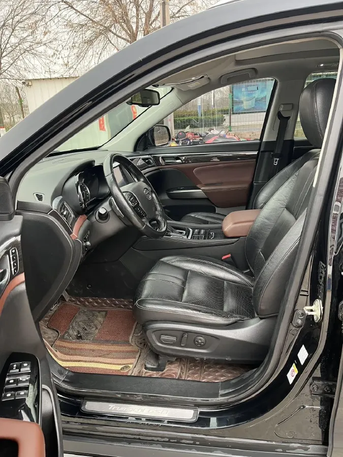 2017 GAC Trumpchi GS8 2.0T 201HP L4 6AT,autocango,china used car exporter,china ev exporter,chinese used car exporter,chinese used ev exporter