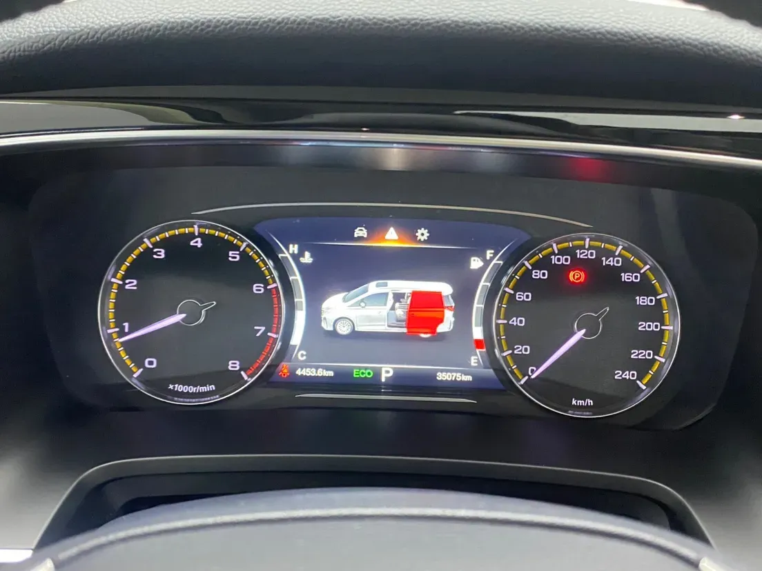 2023 GAC Trumpchi M8 2.0T 252HP L4 8AT,autocango,china used car exporter,china ev exporter,chinese used car exporter,chinese used ev exporter