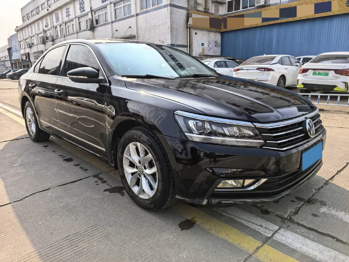 2015 Volkswagen Passat 1.8T 160HP L4 6AT,autocango,china used car exporter,china ev exporter,chinese used car exporter,chinese used ev exporter