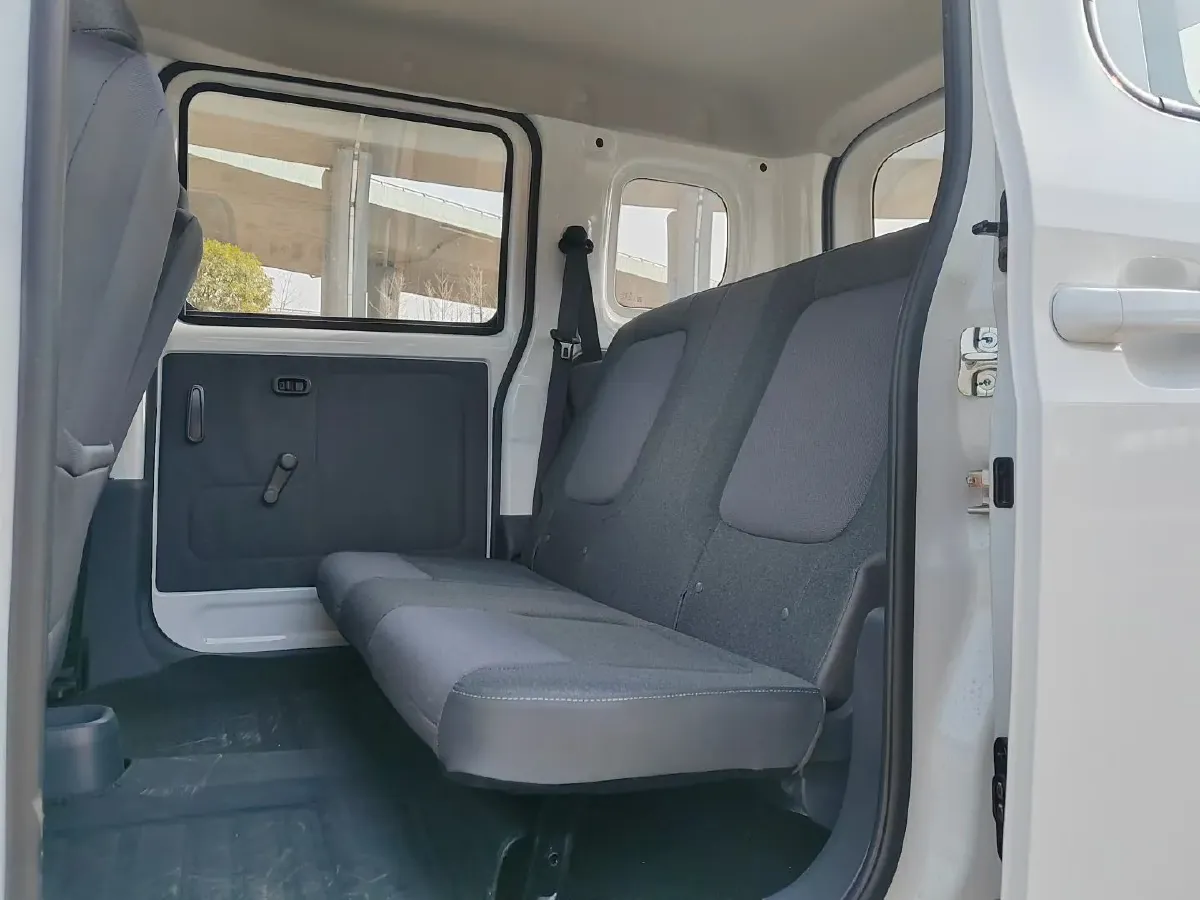 2025 WuLing ZhiGuang BEV 17.7KWH,autocango,china used car exporter,china ev exporter,chinese used car exporter,chinese used ev exporter