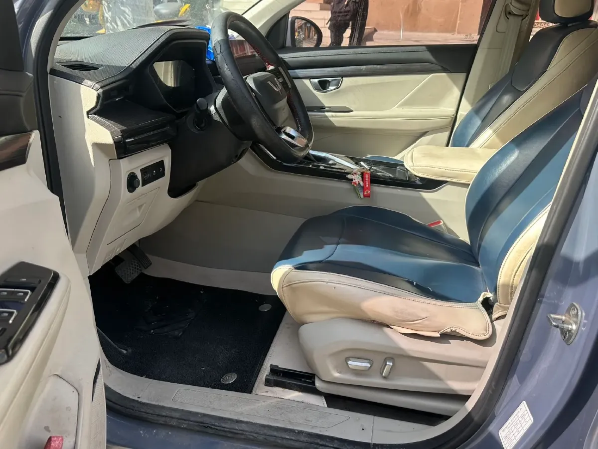 2021 WuLing XingChen 1.5T 147HP L4 CVT,autocango,china used car exporter,china ev exporter,chinese used car exporter,chinese used ev exporter