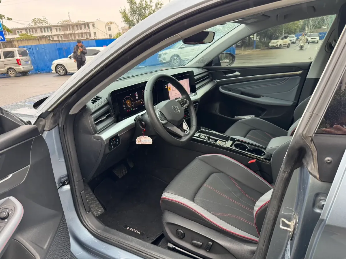 2023 Volkswagen Lamando 1.4T 150HP L4 7DCT,autocango,china used car exporter,china ev exporter,chinese used car exporter,chinese used ev exporter