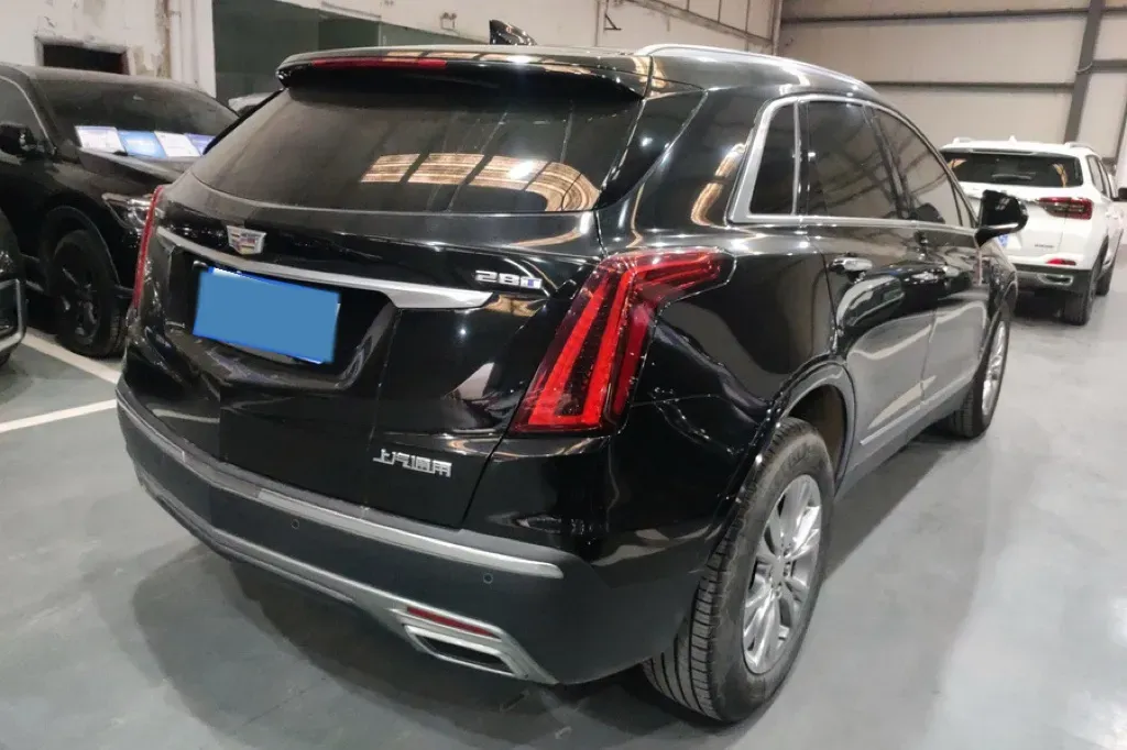 2022 Cadillac XT5 2.0T 237HP L4 9AT,autocango,china used car exporter,china ev exporter,chinese used car exporter,chinese used ev exporter