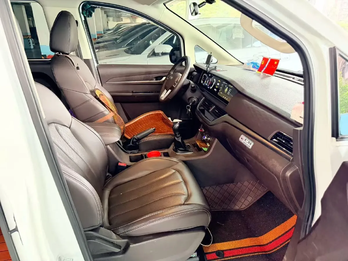 2023 BAW Calorie 2.0L 144HP L4 5MT,autocango,china used car exporter,china ev exporter,chinese used car exporter,chinese used ev exporter