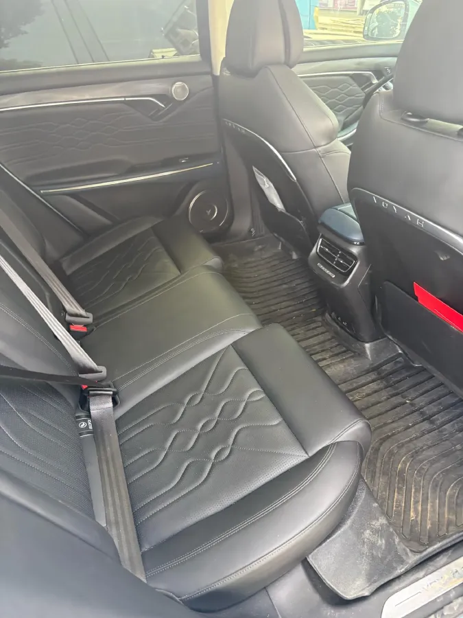 2022 Voyah FREE Range Extended 109HP REEV 33KWH,autocango,china used car exporter,china ev exporter,chinese used car exporter,chinese used ev exporter