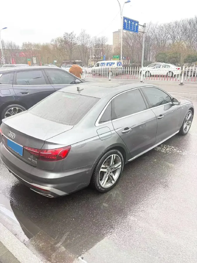 2020 Audi A4L 2.0T 190HP L4 7DCT,autocango,china used car exporter,china ev exporter,chinese used car exporter,chinese used ev exporter