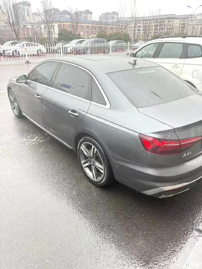 2020 Audi A4L 2.0T 190HP L4 7DCT,autocango,china used car exporter,china ev exporter,chinese used car exporter,chinese used ev exporter