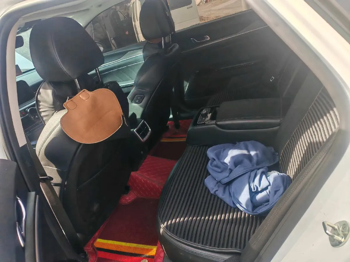 2021 Toyota Camry 2.0L 178HP L4 CVT,autocango,china used car exporter,china ev exporter,chinese used car exporter,chinese used ev exporter