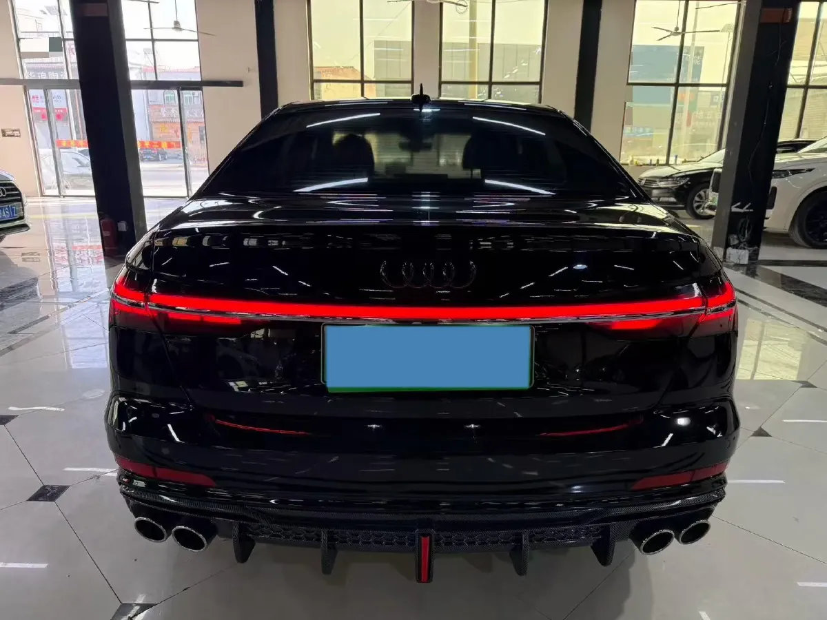 2020 Audi A6L 2.0T 252HP L4 7DCT PHEV 14.1KWH,autocango,china used car exporter,china ev exporter,chinese used car exporter,chinese used ev exporter