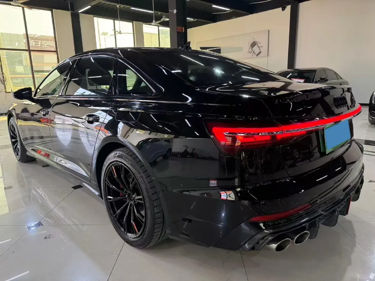 2020 Audi A6L 2.0T 252HP L4 7DCT PHEV 14.1KWH,autocango,china used car exporter,china ev exporter,chinese used car exporter,chinese used ev exporter