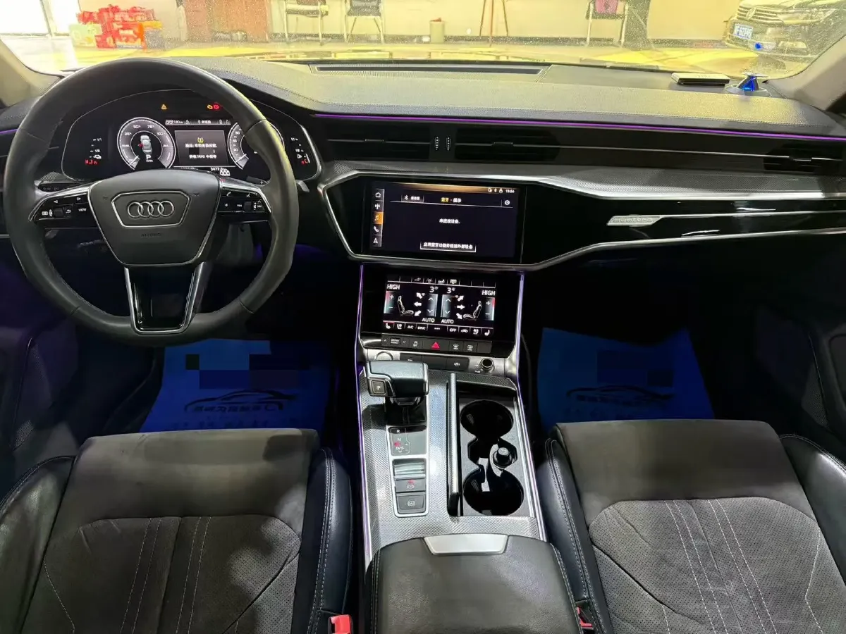 2020 Audi A6L 2.0T 252HP L4 7DCT PHEV 14.1KWH,autocango,china used car exporter,china ev exporter,chinese used car exporter,chinese used ev exporter