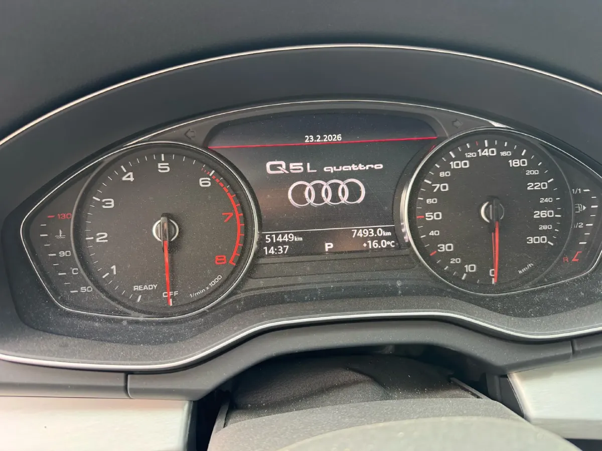 2020 Audi Q5L 2.0T 190HP L4 7DCT,autocango,china used car exporter,china ev exporter,chinese used car exporter,chinese used ev exporter