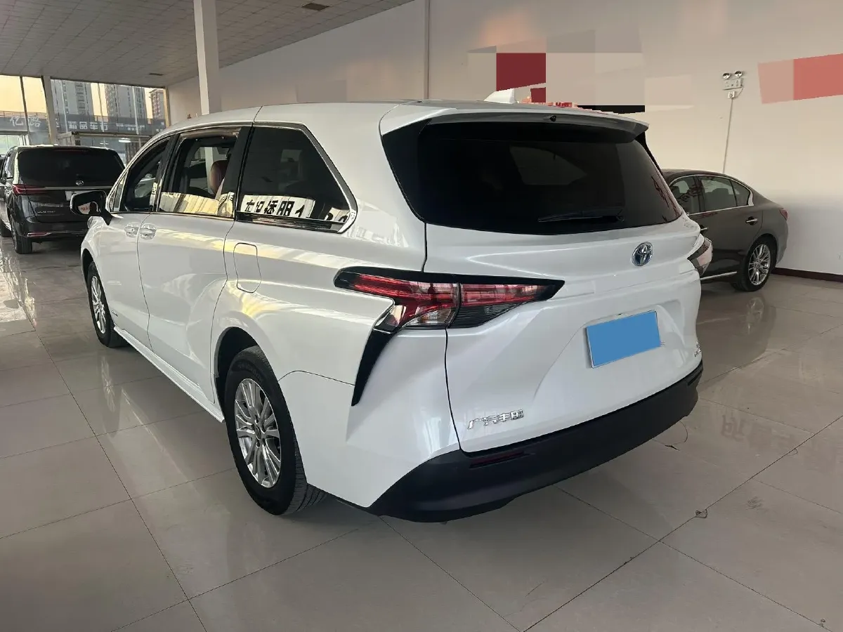 2021 Toyota Sienna 2.5L 192HP L4 E-CVT Hybrid,autocango,china used car exporter,china ev exporter,chinese used car exporter,chinese used ev exporter