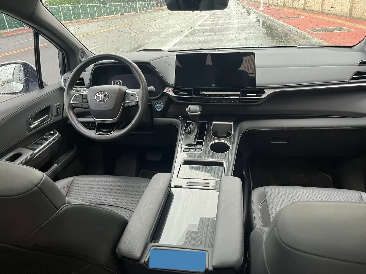 2021 Toyota Sienna 2.5L 192HP L4 E-CVT Hybrid,autocango,china used car exporter,china ev exporter,chinese used car exporter,chinese used ev exporter