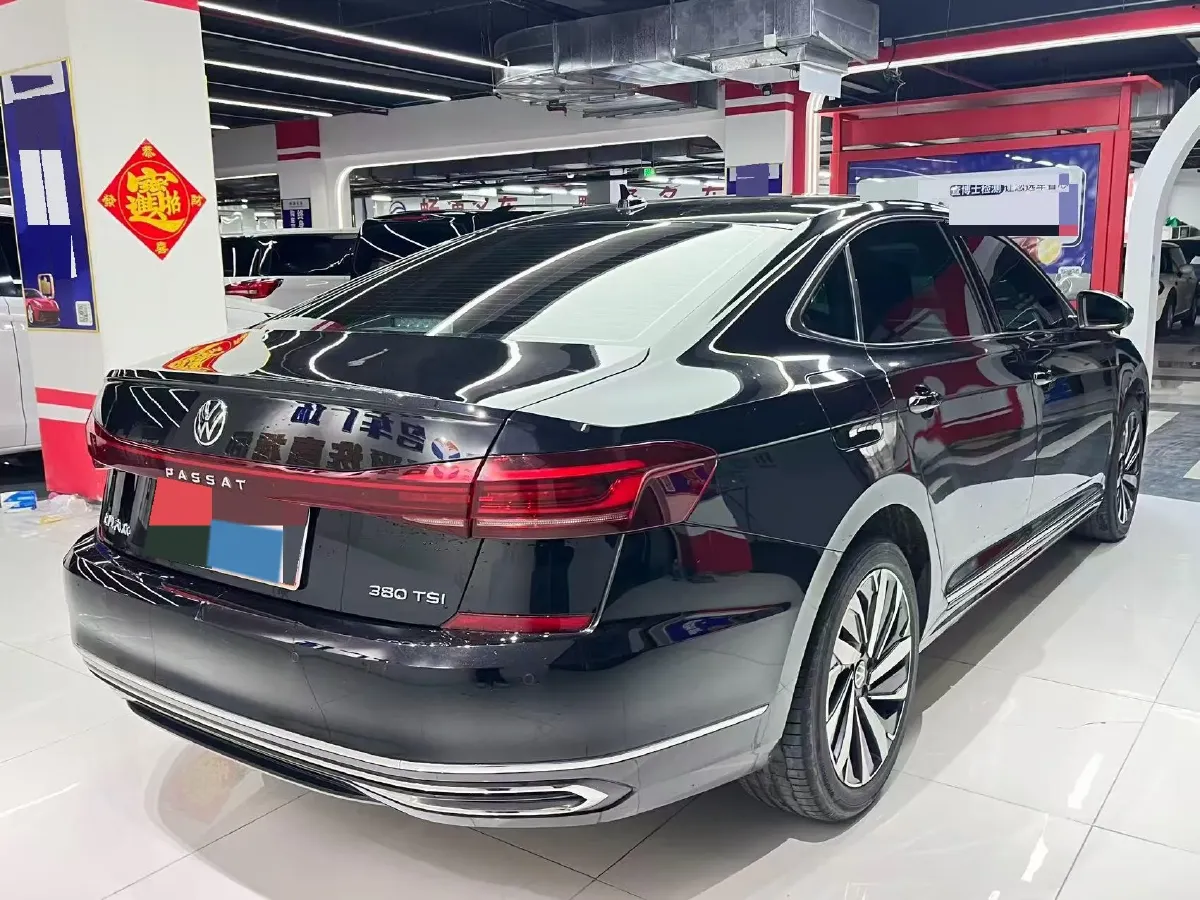 2024 Volkswagen Passat 2.0T 220HP L4 7DCT,autocango,china used car exporter,china ev exporter,chinese used car exporter,chinese used ev exporter