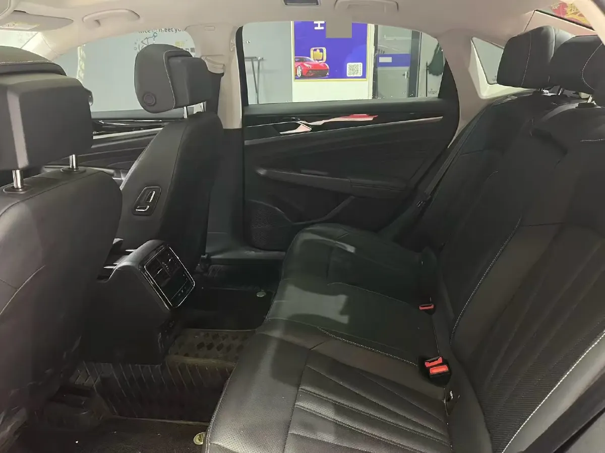 2024 Volkswagen Passat 2.0T 220HP L4 7DCT,autocango,china used car exporter,china ev exporter,chinese used car exporter,chinese used ev exporter