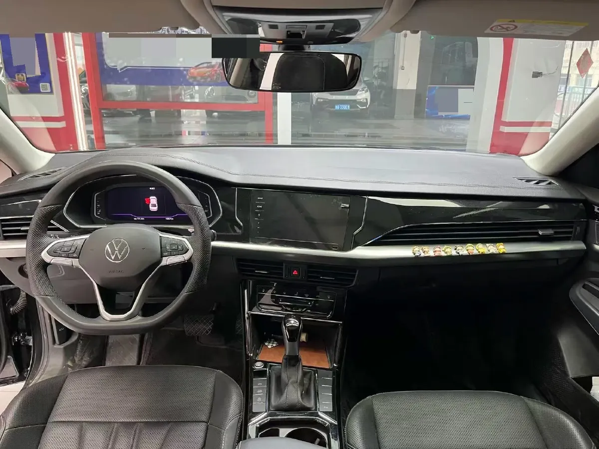 2024 Volkswagen Passat 2.0T 220HP L4 7DCT,autocango,china used car exporter,china ev exporter,chinese used car exporter,chinese used ev exporter