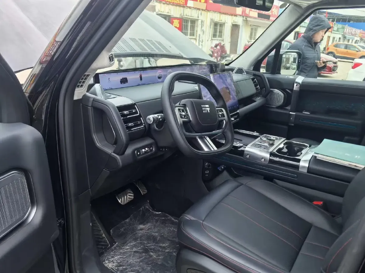 2025 Jetour Zongheng G700 2.0T 211HP L4 2DHT PHEV,autocango,china used car exporter,china ev exporter,chinese used car exporter,chinese used ev exporter