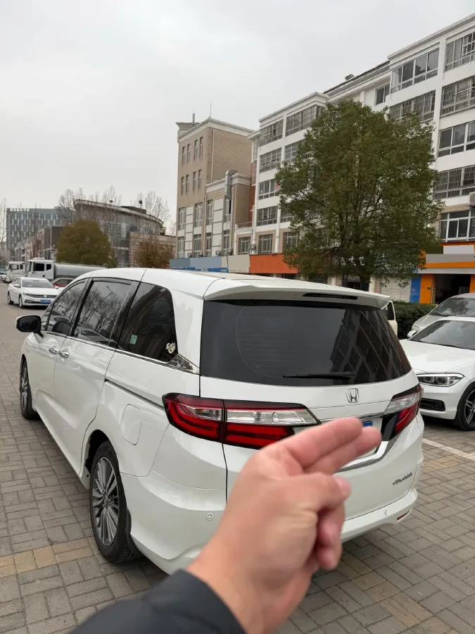 2018 Honda Odyssey 2.4L 186HP L4 CVT,autocango,china used car exporter,china ev exporter,chinese used car exporter,chinese used ev exporter