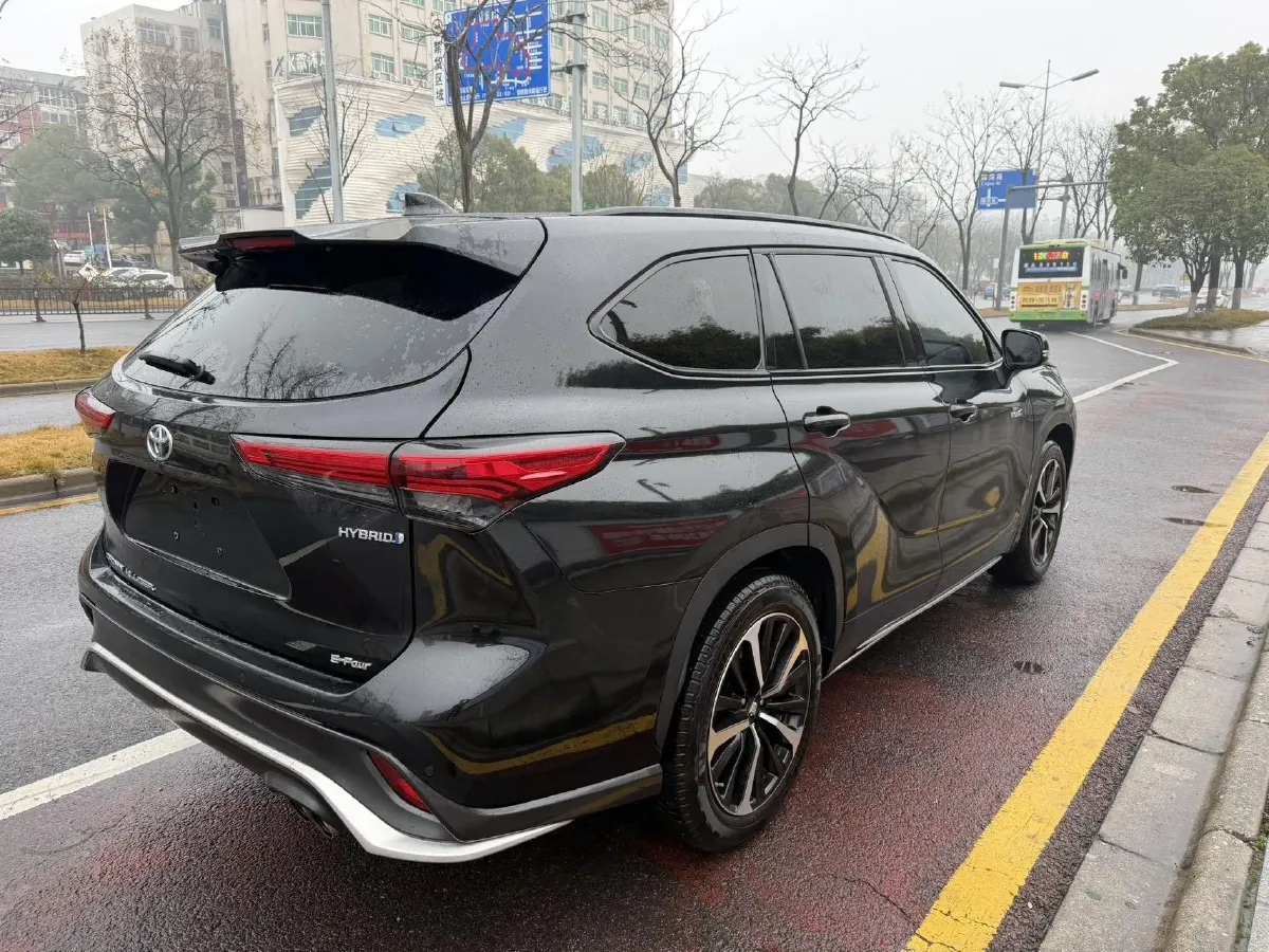 2021 Toyota Crown Kluger 2.5L 192HP L4 E-CVT Hybrid,autocango,china used car exporter,china ev exporter,chinese used car exporter,chinese used ev exporter