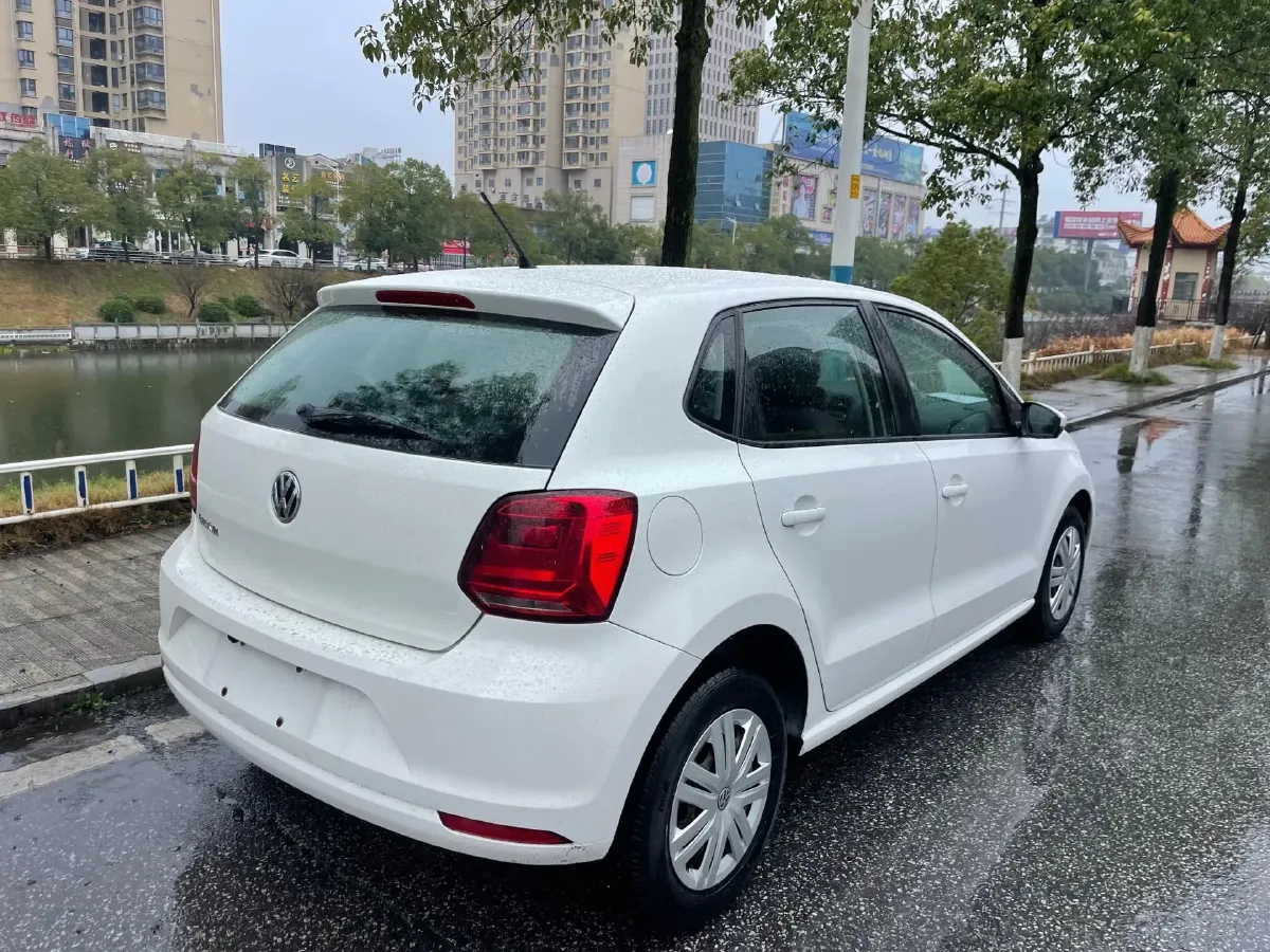 2016 Volkswagen Polo 1.4L 90HP L4 6AT,autocango,china used car exporter,china ev exporter,chinese used car exporter,chinese used ev exporter