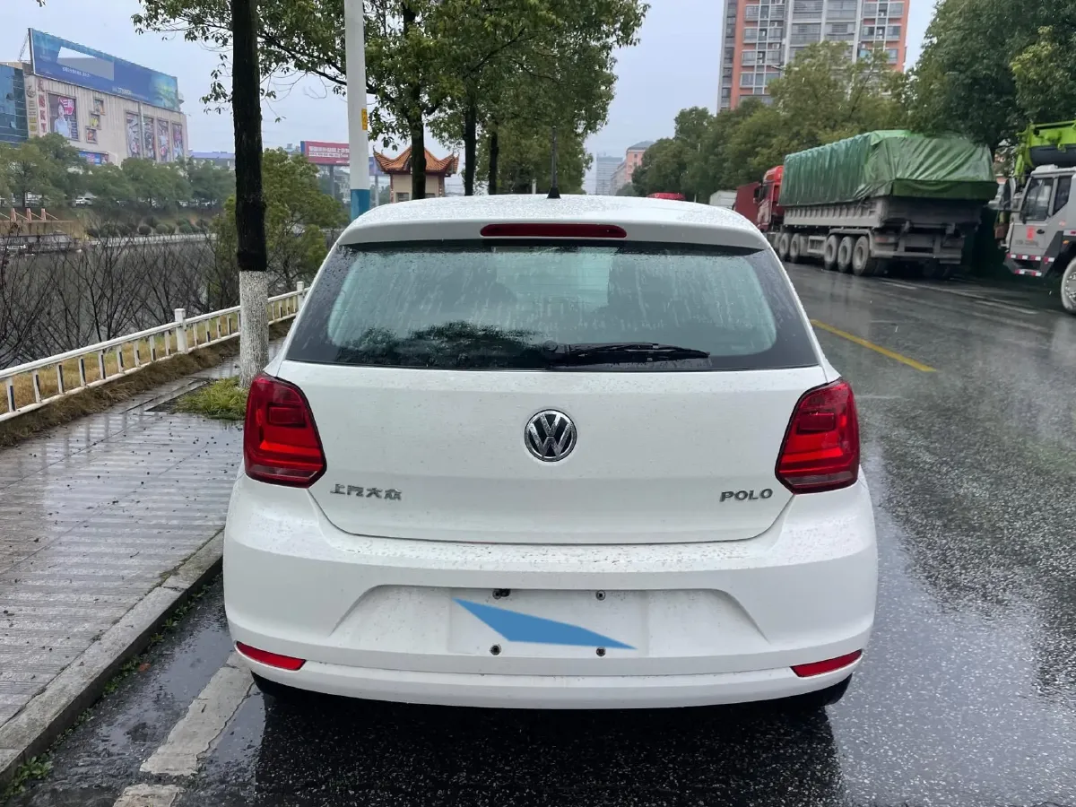 2016 Volkswagen Polo 1.4L 90HP L4 6AT,autocango,china used car exporter,china ev exporter,chinese used car exporter,chinese used ev exporter