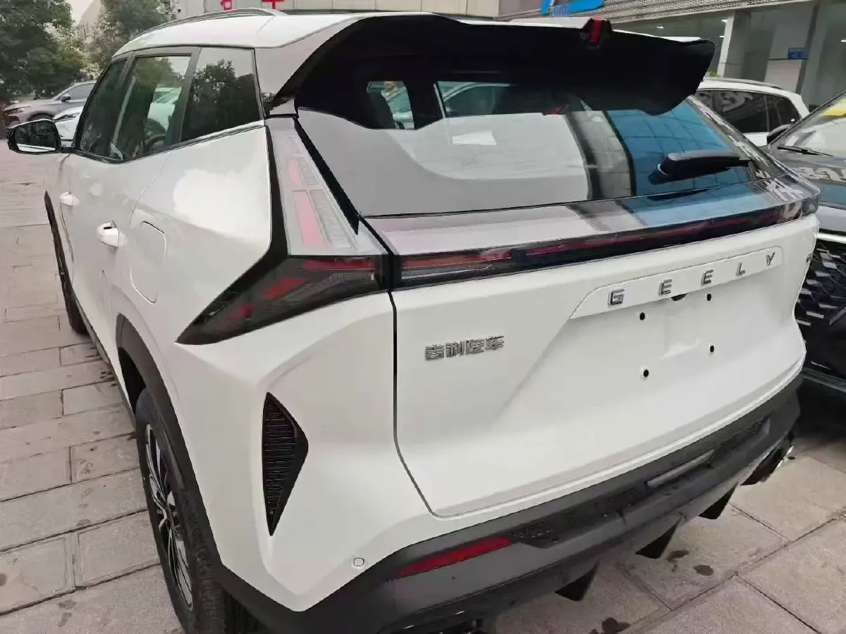 2026 Geely Azkarra 1.5T 181HP L4 7DCT,autocango,china used car exporter,china ev exporter,chinese used car exporter,chinese used ev exporter