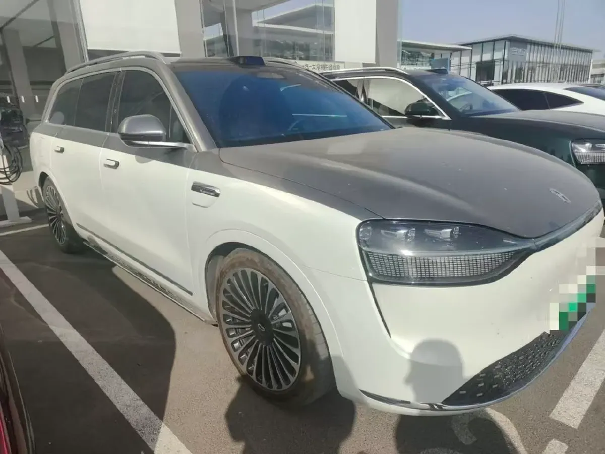 2025 AITO AITO M9 REEV 160HP REEV 52KWH,autocango,china used car exporter,china ev exporter,chinese used car exporter,chinese used ev exporter