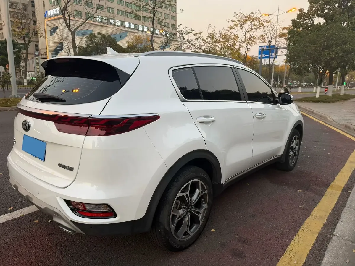2021 Kia KX5 2.0L 165HP L4 6AT,autocango,china used car exporter,china ev exporter,chinese used car exporter,chinese used ev exporter