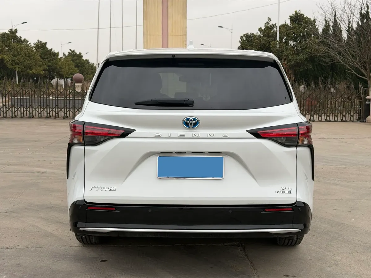 2021 Toyota Sienna 2.5L 192HP L4 E-CVT Hybrid,autocango,china used car exporter,china ev exporter,chinese used car exporter,chinese used ev exporter