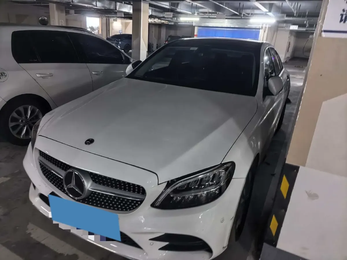 2021 Mercedes-Benz C Class 1.5T 156HP L4 9AT,autocango,china used car exporter,china ev exporter,chinese used car exporter,chinese used ev exporter