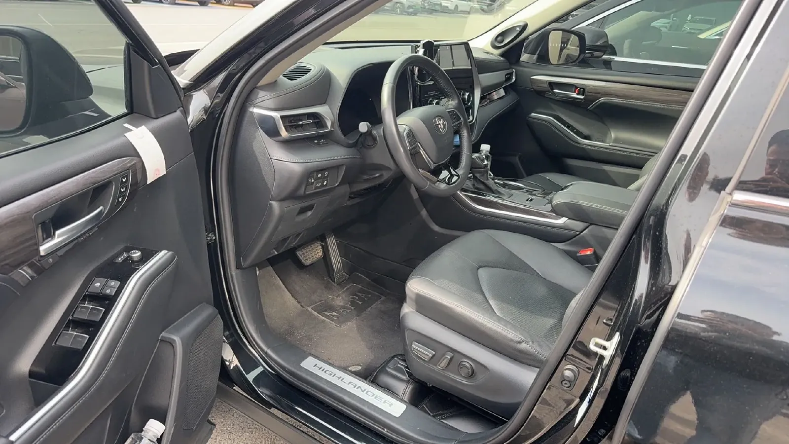 2022 Toyota Highlander 2.5L 192HP L4 E-CVT Hybrid,autocango,china used car exporter,china ev exporter,chinese used car exporter,chinese used ev exporter