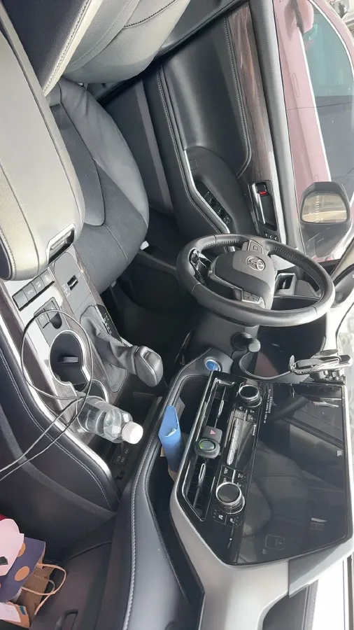 2022 Toyota Highlander 2.5L 192HP L4 E-CVT Hybrid,autocango,china used car exporter,china ev exporter,chinese used car exporter,chinese used ev exporter