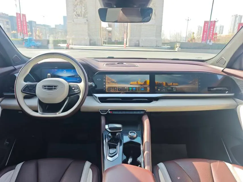 2021 Geely Monjaro 2.0T 218HP L4 7DCT,autocango,china used car exporter,china ev exporter,chinese used car exporter,chinese used ev exporter