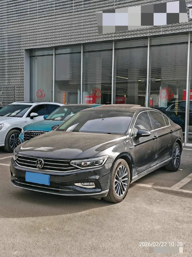 2020 Volkswagen Magotan 2.0T 186HP L4 7DCT,autocango,china used car exporter,china ev exporter,chinese used car exporter,chinese used ev exporter