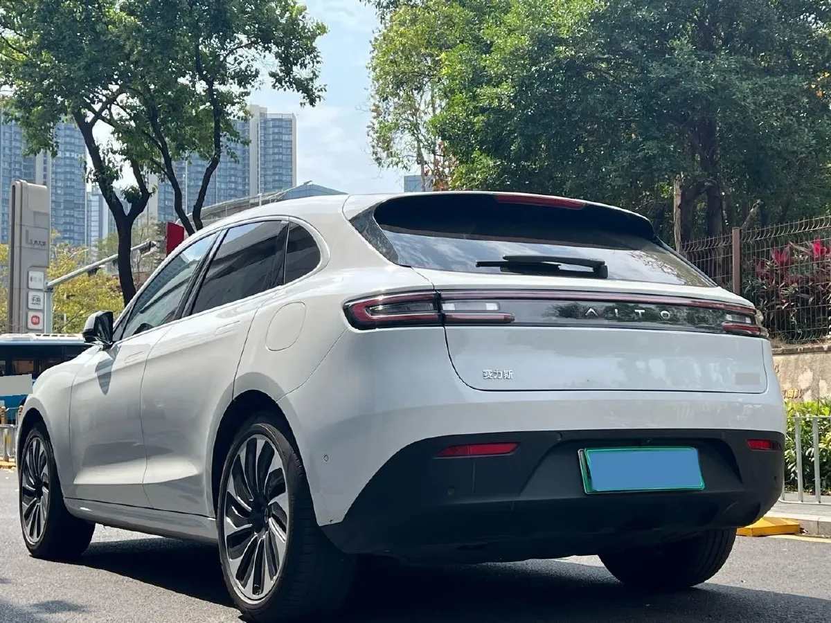 2022 JMC YuHu 7 2.0T 141HP L4 8AT,autocango,china used car exporter,china ev exporter,chinese used car exporter,chinese used ev exporter