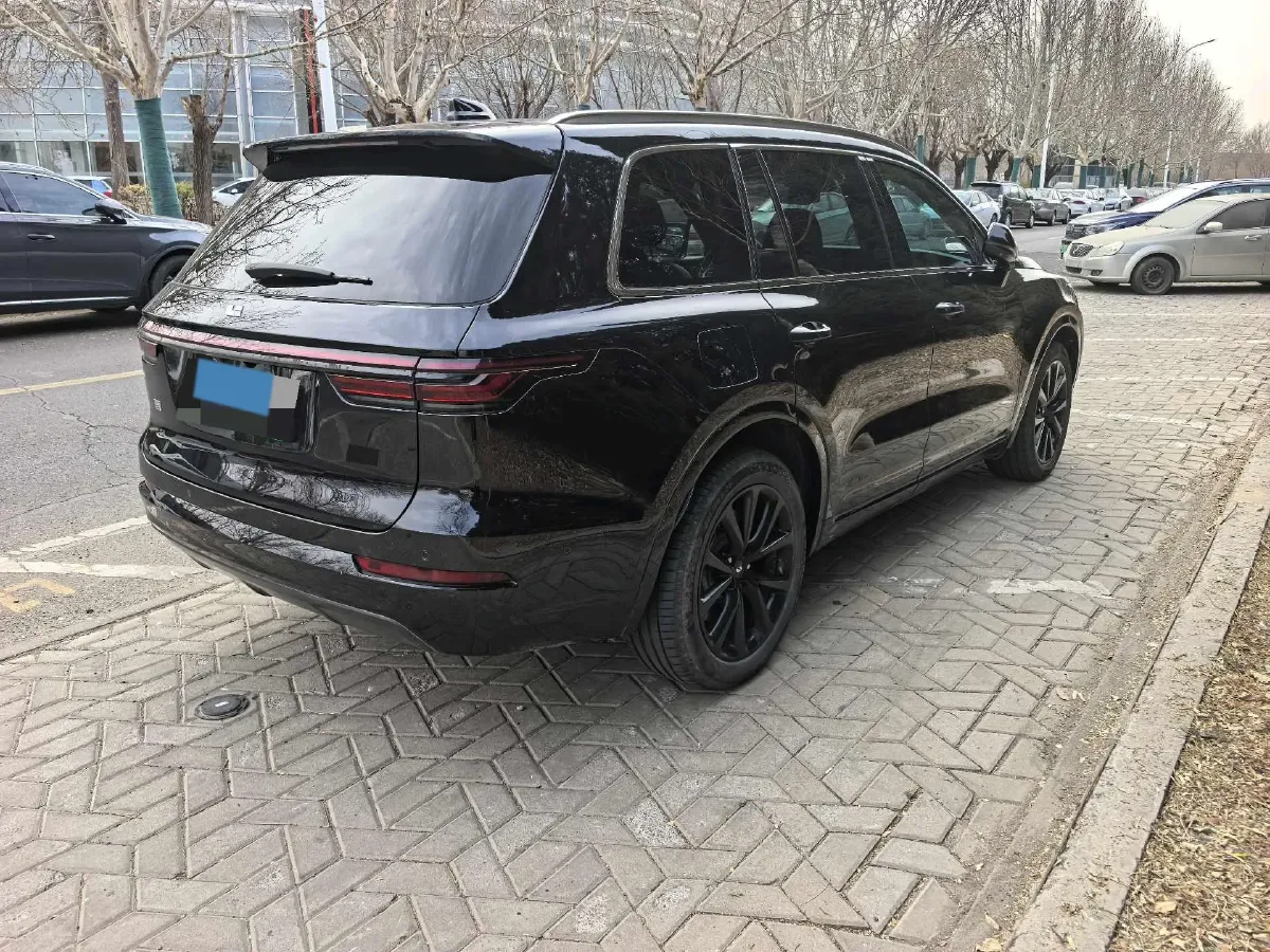 2021 Li ONE Range Extended 131HP REEV 40.5KWH,autocango,china used car exporter,china ev exporter,chinese used car exporter,chinese used ev exporter
