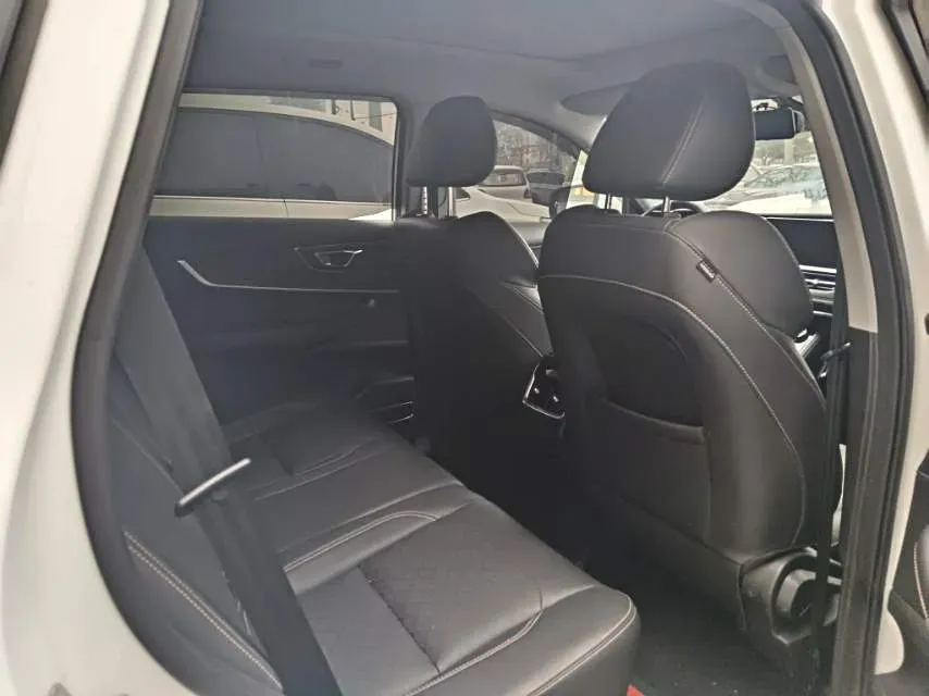 2020 Chery Tiggo 8 1.5T 156HP L4 6DCT,autocango,china used car exporter,china ev exporter,chinese used car exporter,chinese used ev exporter