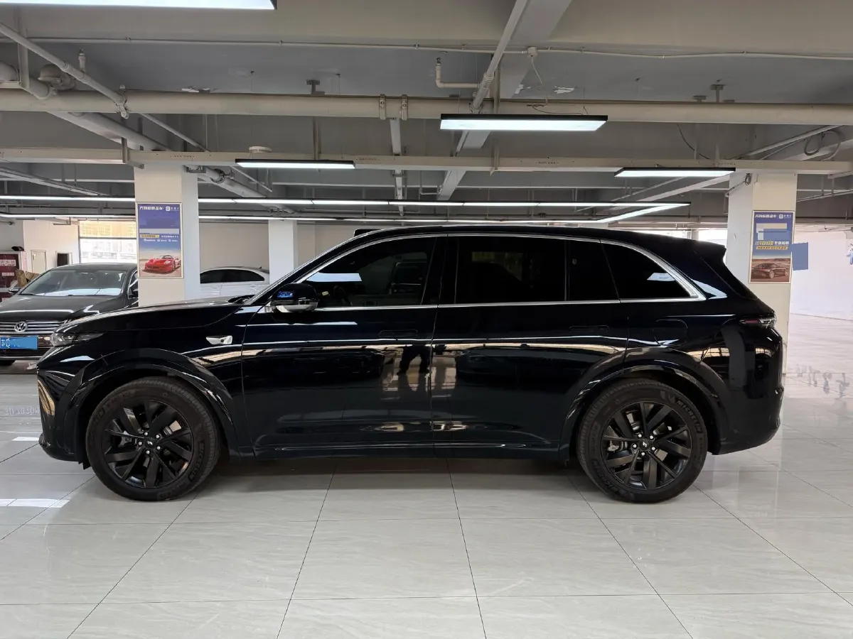 2023 Li L7 Range Extended 154HP REEV 40.9KWH,autocango,china used car exporter,china ev exporter,chinese used car exporter,chinese used ev exporter